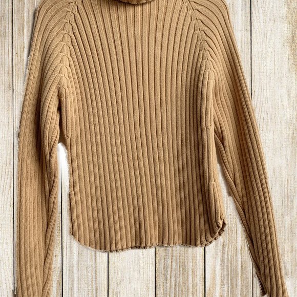 Gap Turtleneck Sweater - Picture 6 of 7